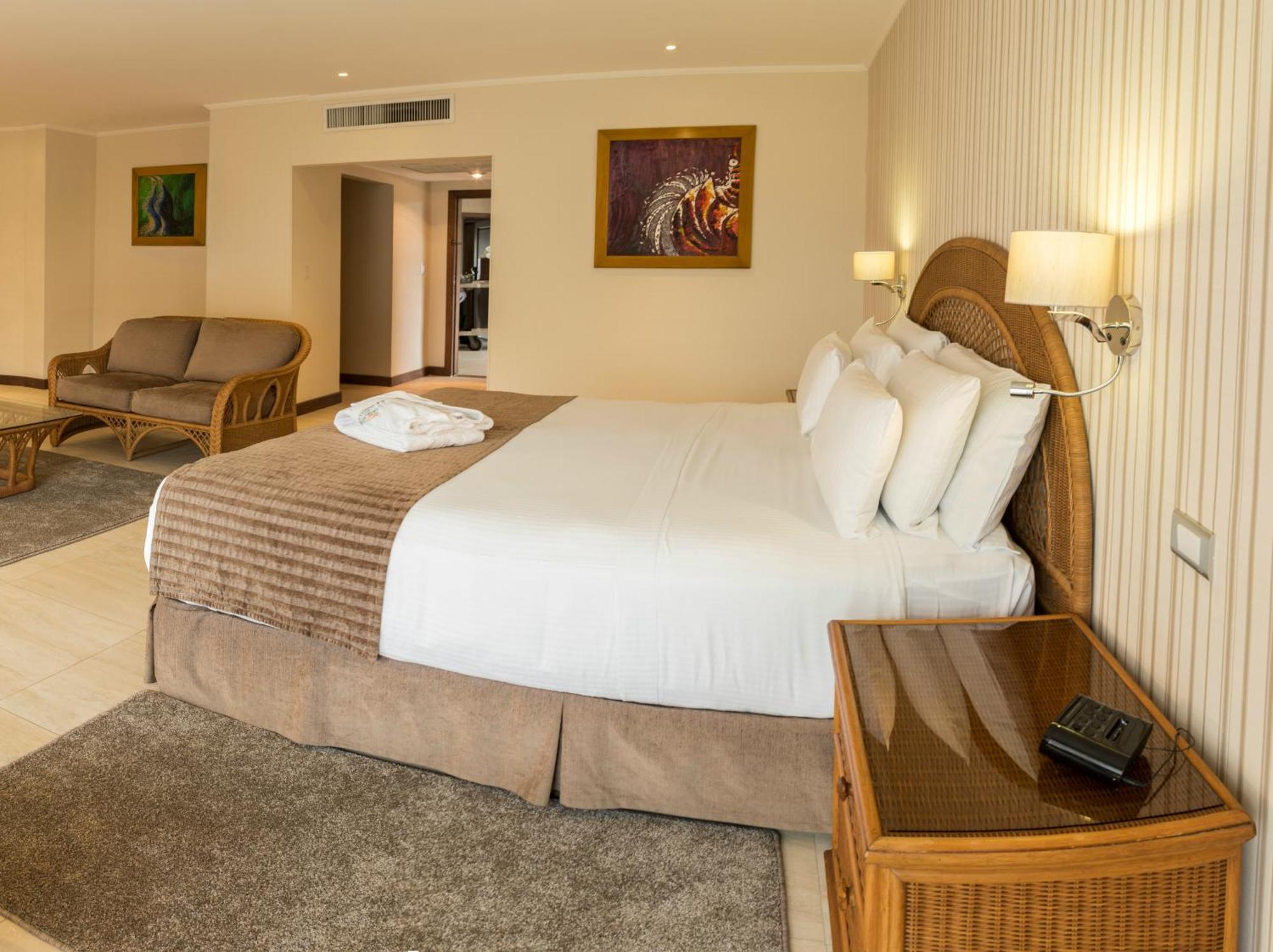 Hotel Camino Real Santa Cruz de La Sierra Dış mekan fotoğraf